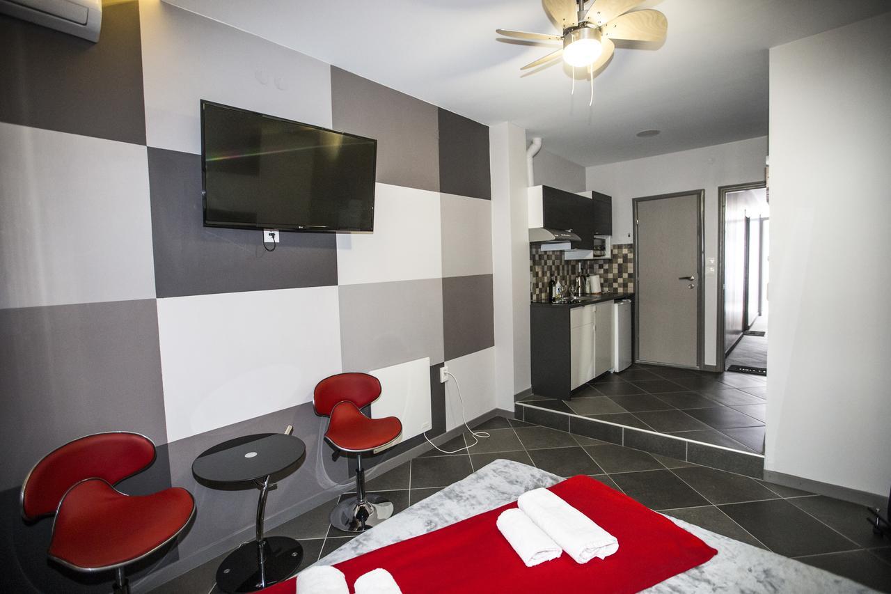 Trendy Living In Monastiraki Apartment Athens Exterior photo