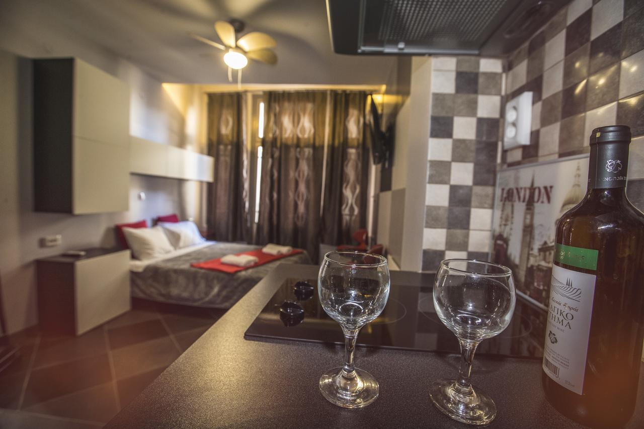 Trendy Living In Monastiraki Apartment Athens Exterior photo